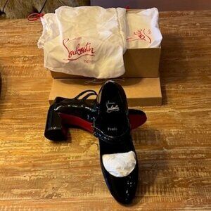 Christian Louboutin Miss Jane 55MM Patent Leather Pumps 39 - Only Worn Twice!